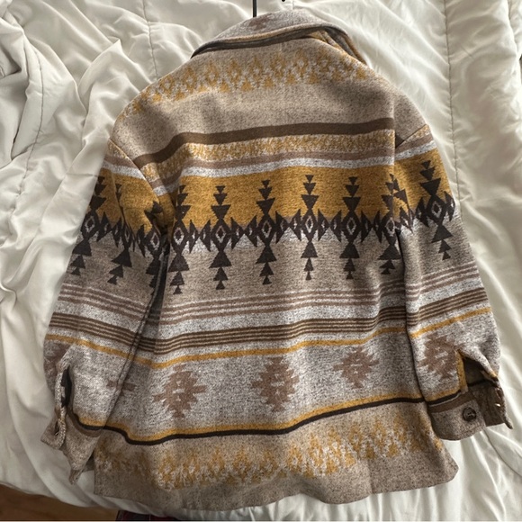 Patterned button down jacket - Picture 2 of 4